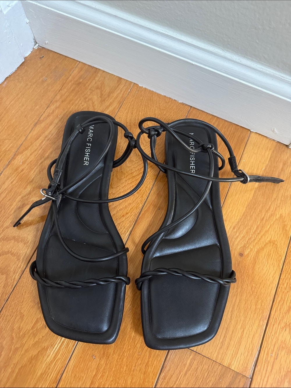 Marc Fisher / Women's Black Braided-Strap Sandals